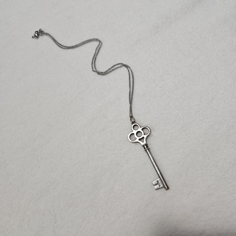 Tiffany & Co. Crown Key Silver Necklace - Picture 4 of 8